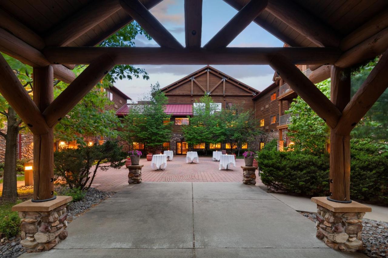 Bantr Grand Hotel Wausau - Rothschild Exterior photo